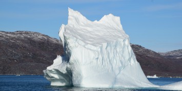 Grønlands indlandsis smelter syv gange hurtigere end tidligere 